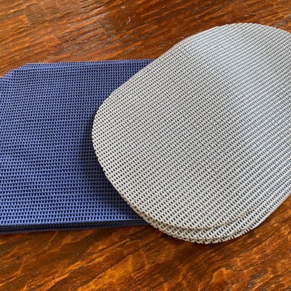 Vintage Dining Vintage 7 Royal Blue 3 Lt Blue Plastic Coated 